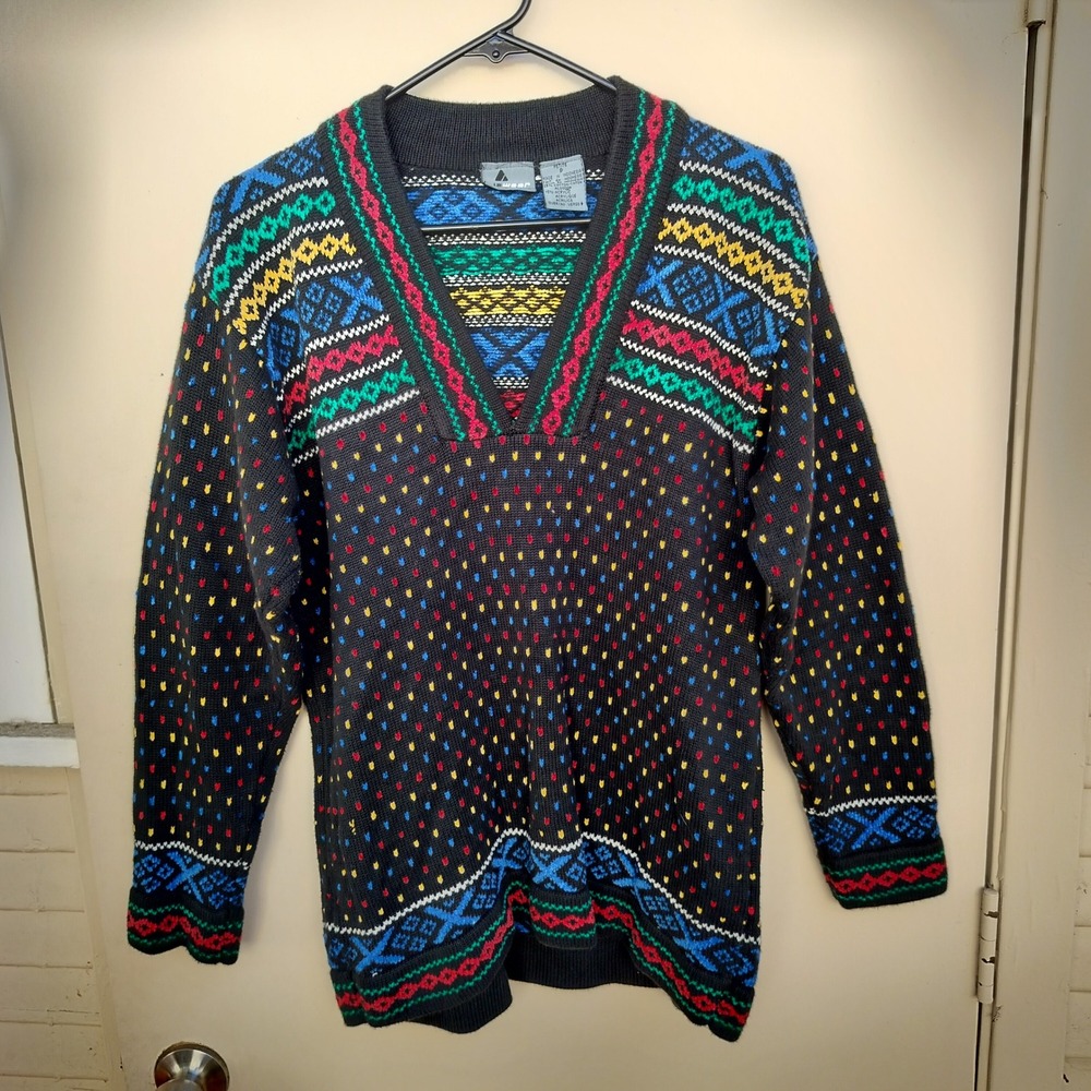 Lizwear Petite V Neck Long Sleeve Multicolor Rainbow Fair Isle Pattern Sweater